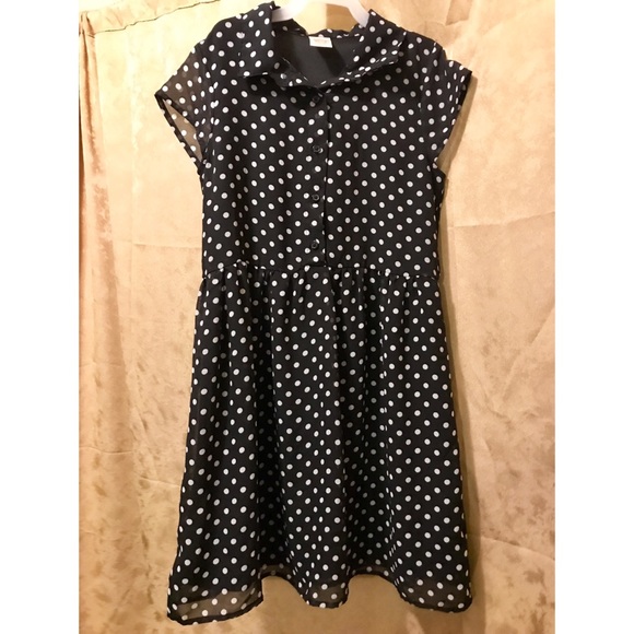 Faded Glory Other - Polka dot shortsleeved dress